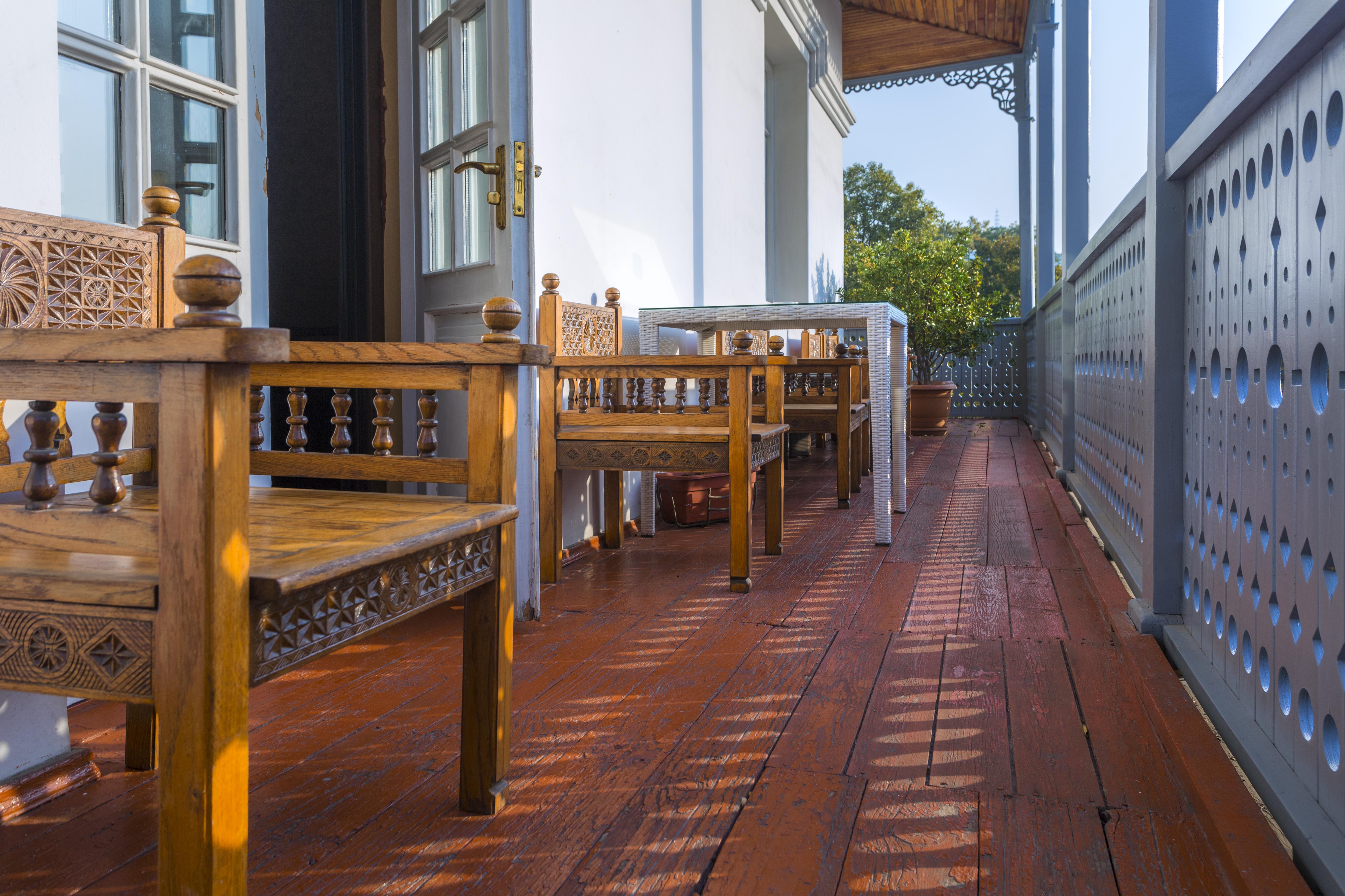 River Side Hotel Tbiliszi Kültér fotó A balcony