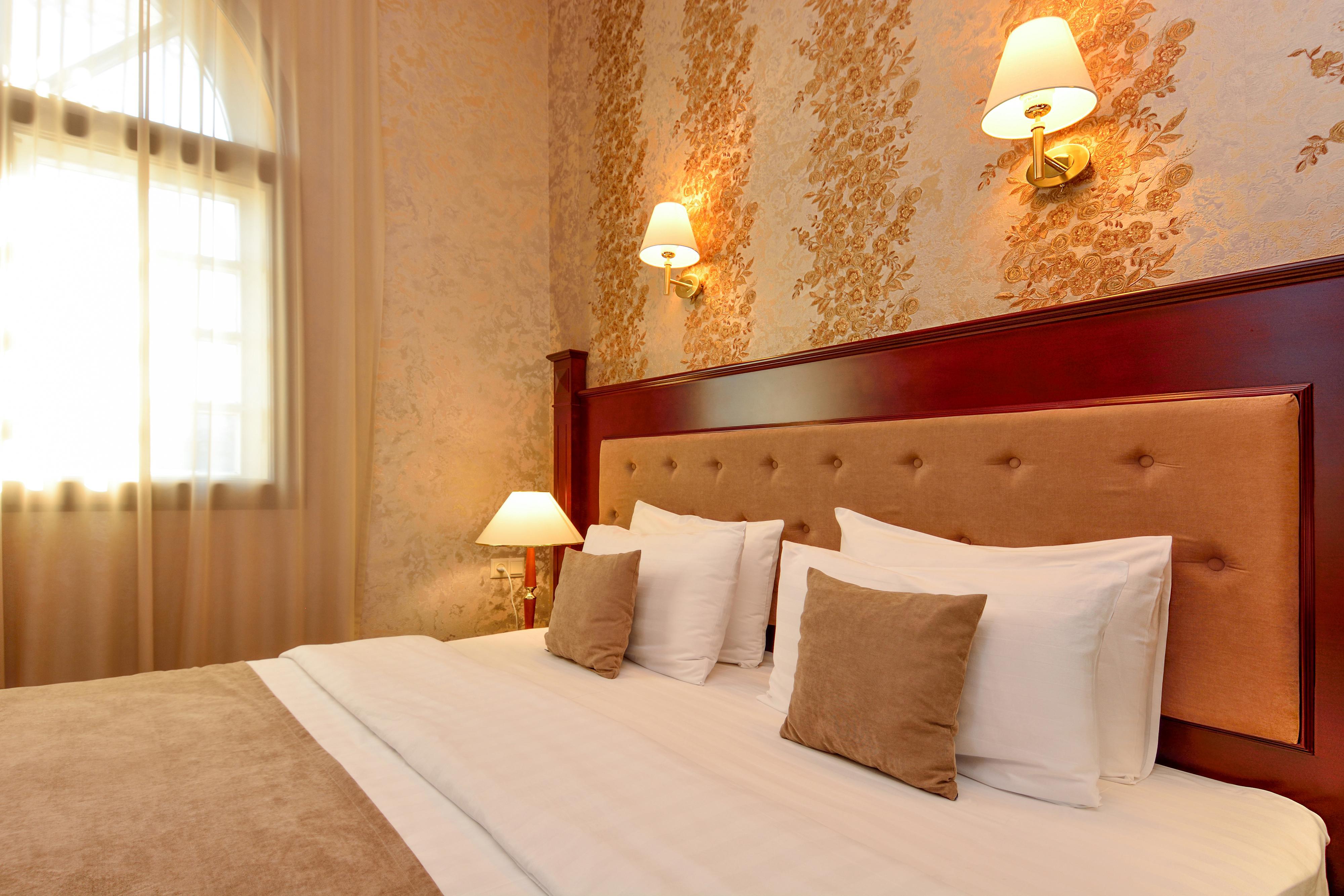 River Side Hotel Tbiliszi Kültér fotó A bedroom at the hotel