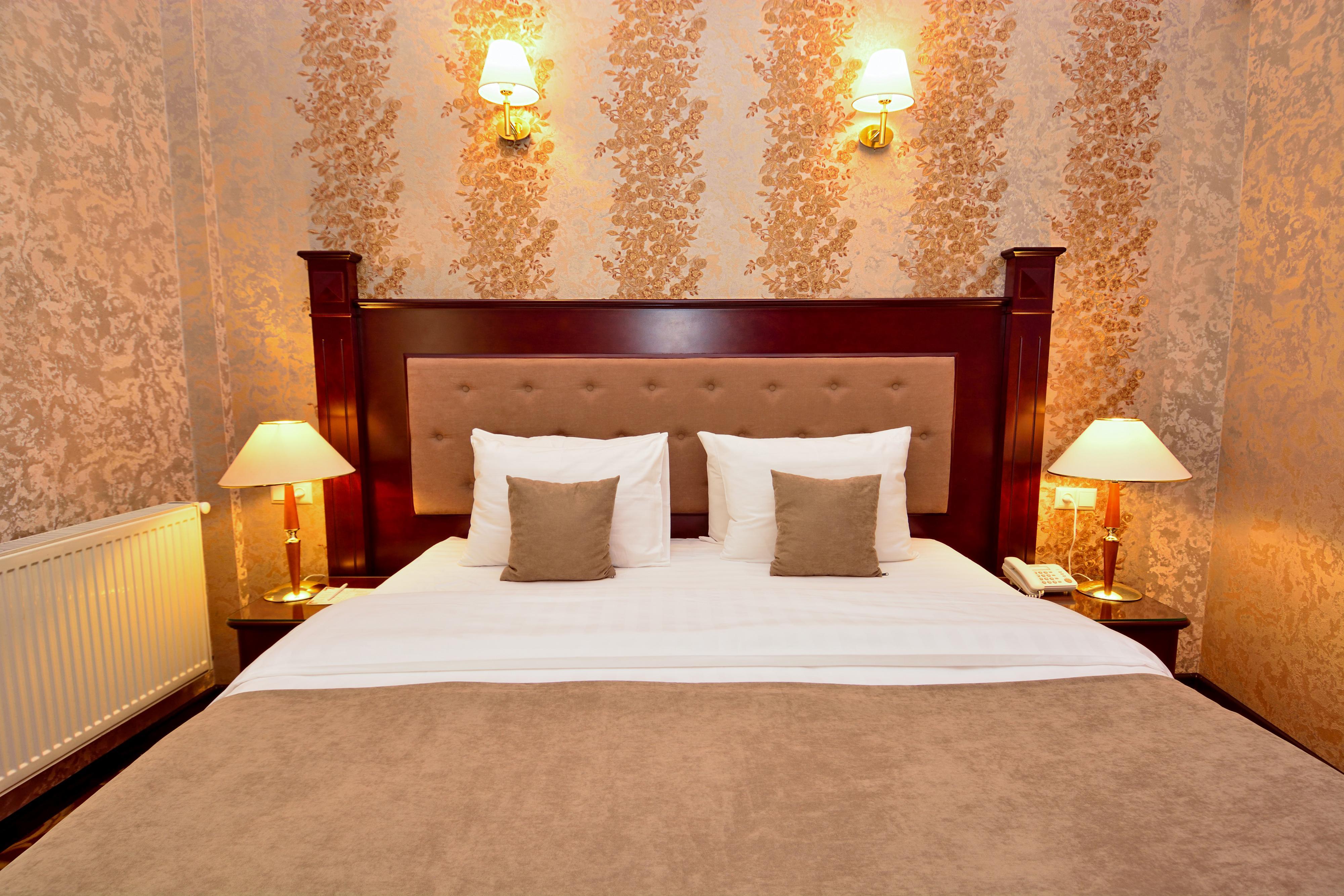 River Side Hotel Tbiliszi Kültér fotó A bedroom