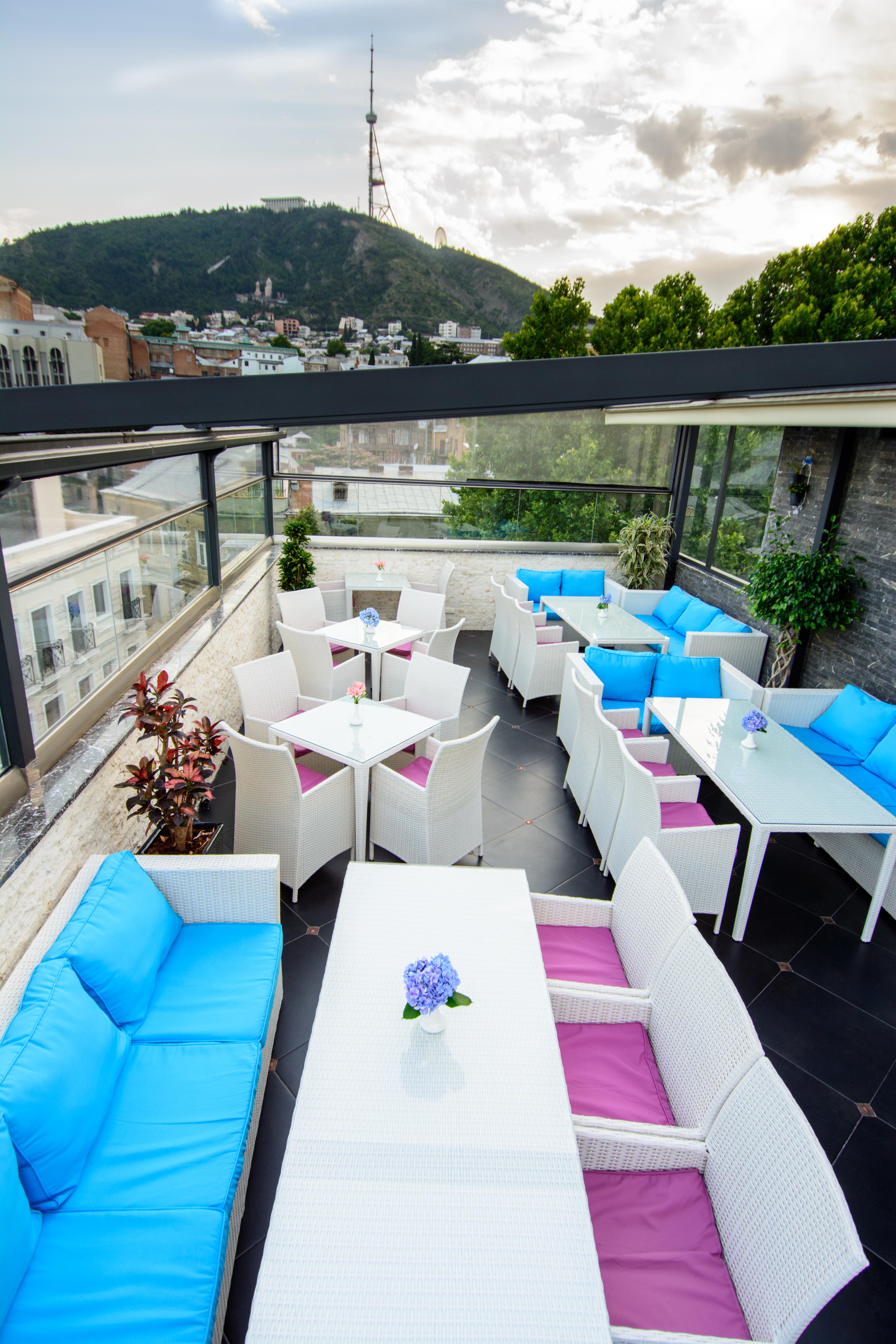 River Side Hotel Tbiliszi Kültér fotó The Sky Bar