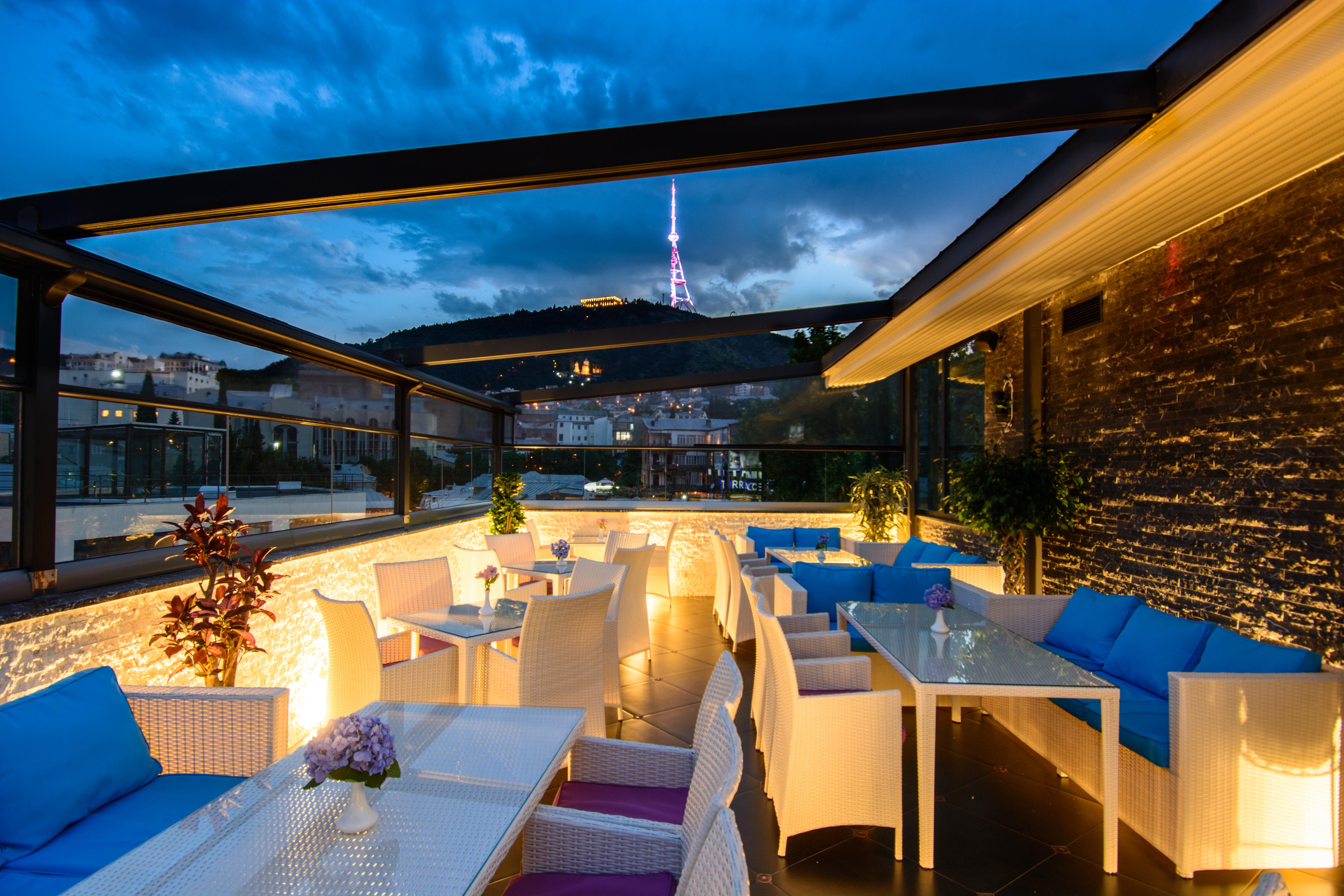 River Side Hotel Tbiliszi Kültér fotó The Sky Bar